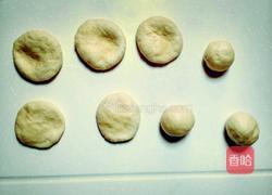 巧克力淋面甜甜圈的做法图解5