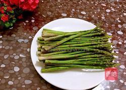 芦笋炒虾仁的做法图解4