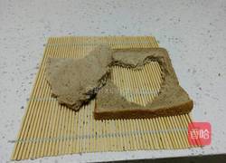简单早餐之全麦面包鸡蛋的做法图解1