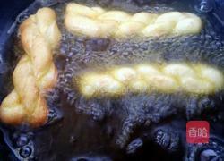 酥软小麻花的做法图解10
