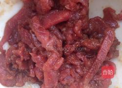 酸菜肉丝汤粉的做法图解2