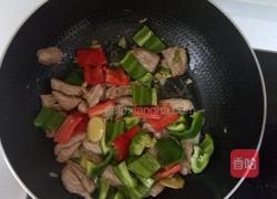 菠萝炒肉的做法图解5
