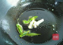 青椒炒鸡杂的做法图解2