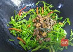 青椒炒鸡杂的做法图解11