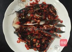 剁椒鱼头的做法图解3