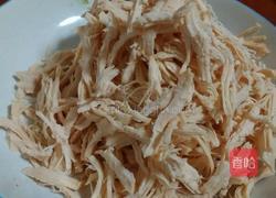 鸡丝黄瓜的做法图解2