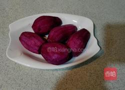 紫薯葡萄的做法图解1