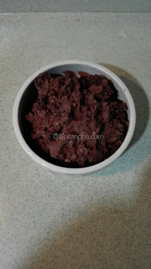 将红豆沙盛出备用