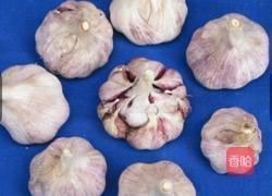 糖醋蒜头的做法图解1