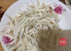 杏鲍香干炒毛豆的做法图解2