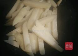 酸菜土豆条的做法图解6