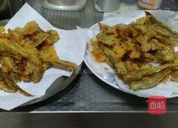 炸小黄鱼的做法图解5