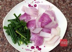 洋葱炒鸡蛋的做法图解2