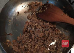 自制香菇猪肉鸡蛋肠粉的做法图解2