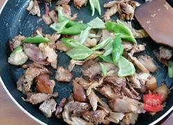 尖椒炒猪肘的做法图解9