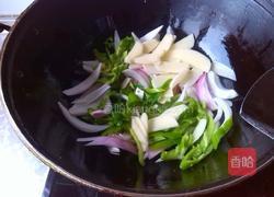 西红柿鸡蛋炒面条的做法图解6