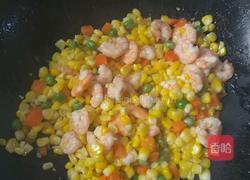 玉米虾仁的做法图解8