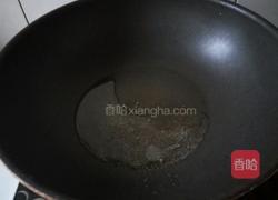 番茄酱炒馒头丁的做法图解4