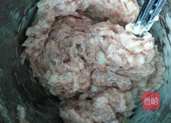猪肉芹菜水饺的做法图解3