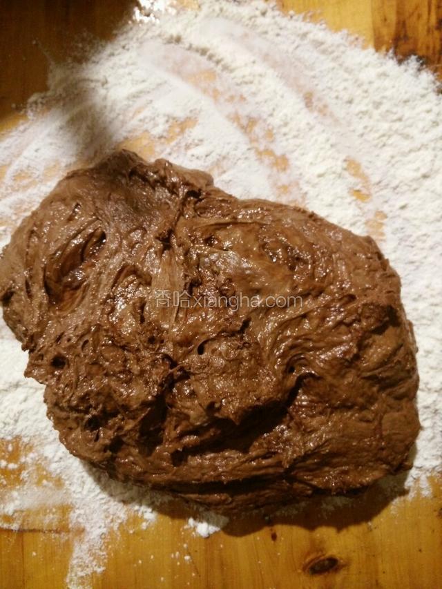 桌面撒粉