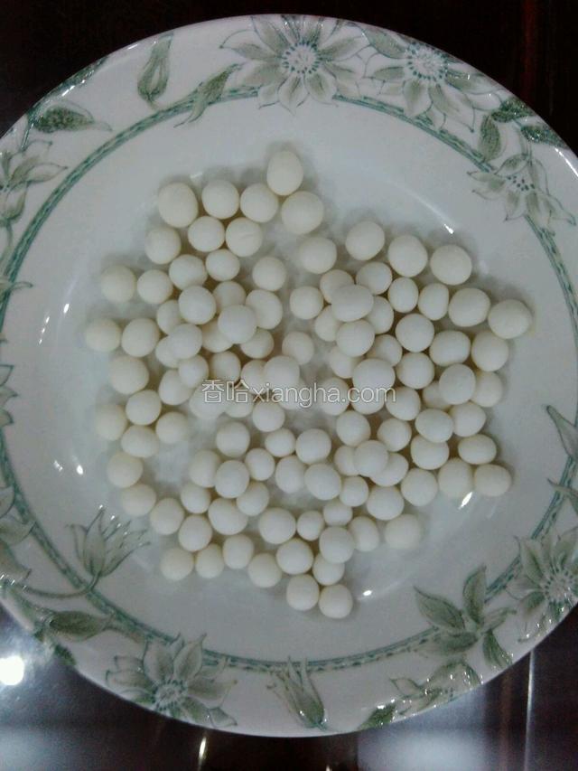 搓成小圆子