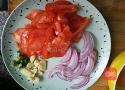 西红柿鸡蛋烩面的做法图解2