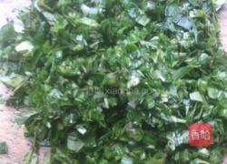 葱花花椒叶油饼的做法图解2