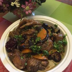 东北小笨鸡炖蘑菇的做法[图]