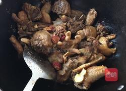 东北小笨鸡炖蘑菇的做法图解13