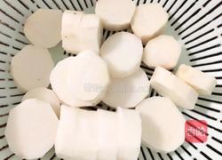 山药鸡脚花生汤的做法图解3