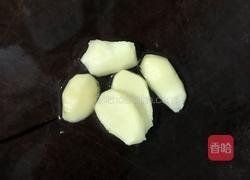 山药鸡脚花生汤的做法图解4