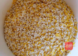 糯米风味腊肠豆渣馒头卷的做法图解1