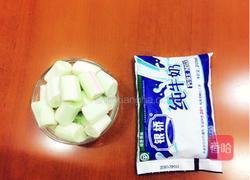 棉花糖布丁的做法图解1