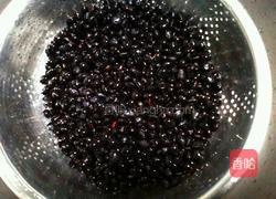 醋泡黑豆的做法图解1
