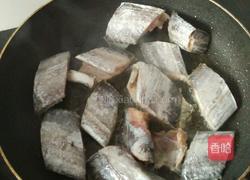 香煎带鱼的做法图解3