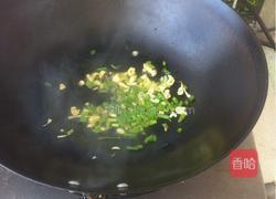 卷心菜炒西红柿葫芦片的做法图解4