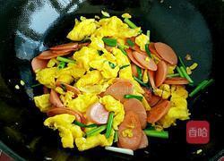 火腿肠炒鸡蛋的做法图解7