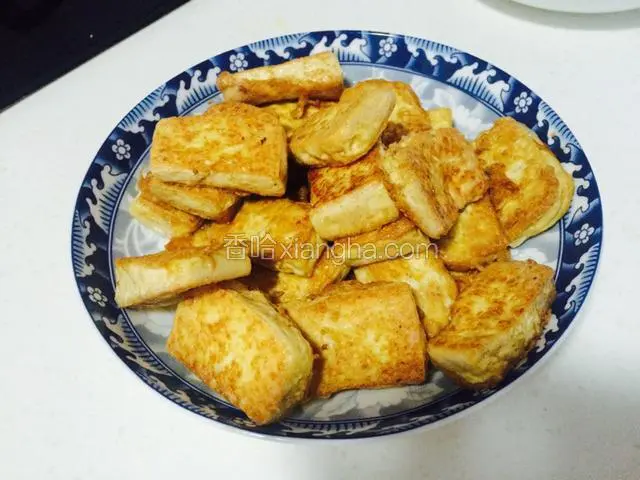 炸豆腐。