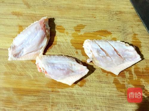 再鸡翅内侧切花刀