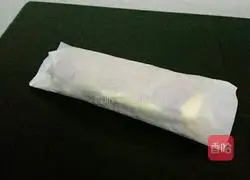 Illustration of how to make camouflage cream cake roll 24