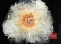 冰糖雪耳鸡蛋糖水的做法图解2