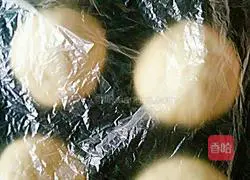 Illustration of how to make homemade hamburgers 13