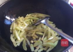 香辣西瓜皮的做法图解7