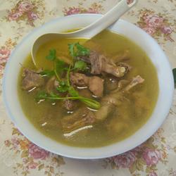 老母鸭炖山茶油的做法[图]