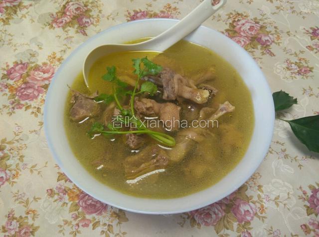 老母鸭炖山茶油