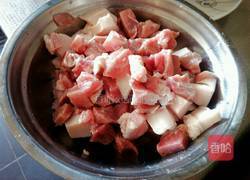 砂锅红烧肉的做法图解1