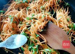 炒胡萝卜丝的做法图解7