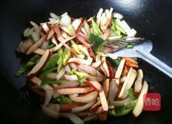 洋葱青椒炒豆干的做法图解4
