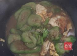 荷包蛋焖丝瓜的做法图解5