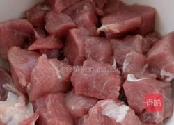 牙签肉(猪肉)的做法图解1